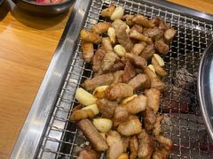 -肉甲韩国木炭烤肉(新壹街1店)