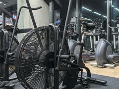 -Vamos巴猫司健身中心(五角场店)