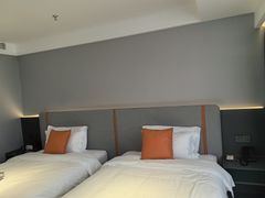 -美豪R酒店(成都春熙路太古里店)