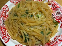 -偶屋里钵少爷(时代广场店)