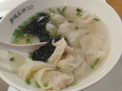 民国传统小馄饨-凤起龙游老面包子(凯德晶品店)