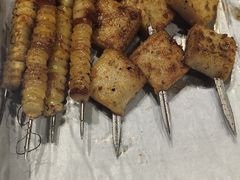 -马路牙子地桌烤肉(工体店)