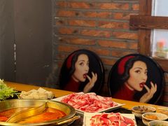 -顶顶汤火牛排火锅·经典铜锅涮肉