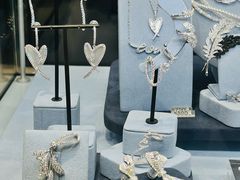 -HEFANG Jewelry何方珠宝(三里屯太古里店)