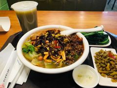 -水平有限螺蛳粉(宏达大厦店)