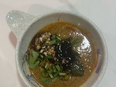 -毛辣果·贵州红酸汤牛肉火锅(西单店)