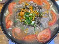 -乡土特色.冷锅鱼.牦牛肉汤锅