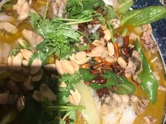 -手抄板凳江南菜(湖滨商业街店)