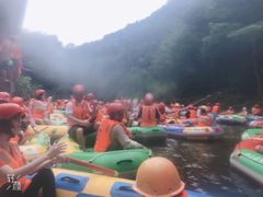 -大围山峡谷漂流