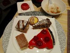 -西藏饭店·亚克·食光自助餐厅(文殊院店)