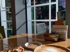 -两咖啡自助餐厅(静安香格里拉酒店)