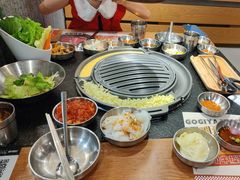 -GOGIYA·咕叽吖韩国传统烤肉店(东方新天地店)
