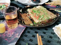 -何师烧烤Pro ·江湖川菜·小龙虾·精酿(太古里旗舰店)