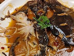 -赶海部落海鲜城(海阳路店)