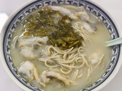 -明呈黄鱼面馆(斜土路店)