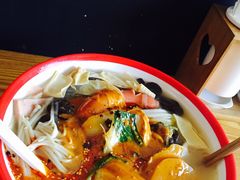 -小蛮椒麻辣烫·麻辣拌(青浦宝龙店)