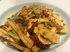 外婆菜炒版纳甜竹笋-云尊府云南菜(华宇购物中心店)