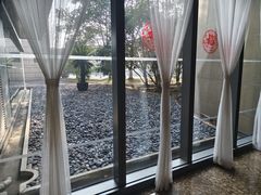 -上海佘山世茂艾美酒店