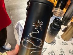 -星巴克(西安曲江银泰店)