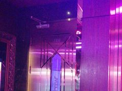 -温莎KTV(珠江路店)