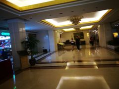 -黄金海景大酒店-旋转餐厅
