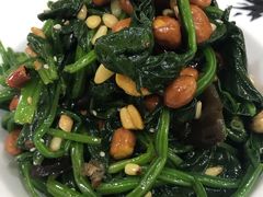 八宝菠菜-六和聚传统烤鸭.天津菜(和平店)