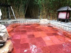 -森波拉火山温泉