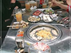 -马路牙子烧烤音乐酒馆(望京店)