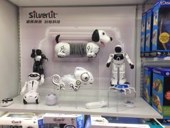 -kidsland(颐堤港店)