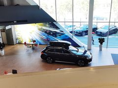 -深圳锦龙奥迪4S店(前海店)