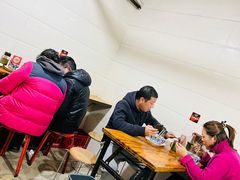 -叶新小吃店(来凤小区总店)