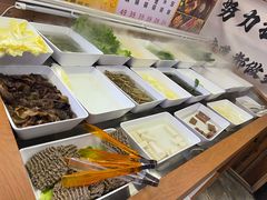 -谭公鱼头·鲜鱼火锅·小龙虾·江湖菜(秀沿路店)