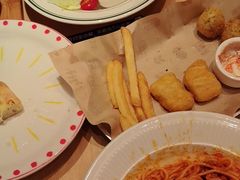 -菲滋意式餐厅(富阳东方茂店)