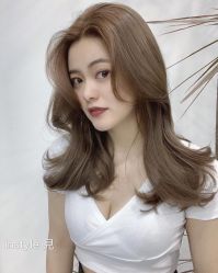 -东秀护肤造型
