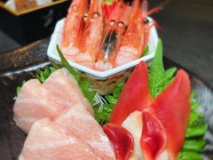 -铭牛烧肉·和牛海鲜自助(高新月牙湖店)
