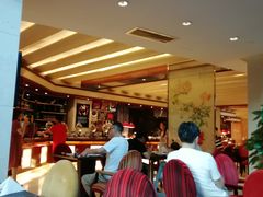 大堂-君来湖滨饭店·玫瑰园