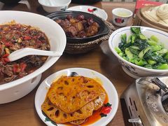 -堂瓦里·33年传统赣菜(第一街区店)