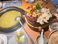 -一朵菌·野生菌探索家火锅(南亚店)