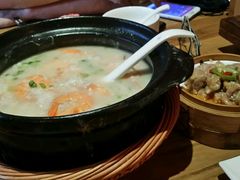 鲜虾粥-颐和•海鲜砂锅粥•啫啫煲(奥林匹克广场店)