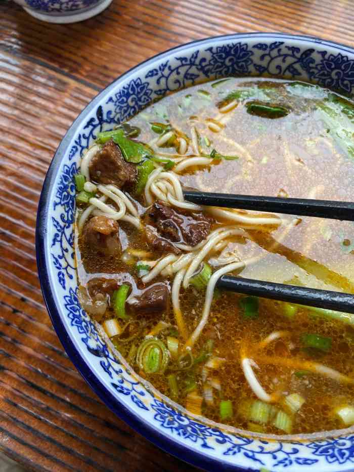 中国化隆牛肉面-"应该算苍蝇小馆吧,但是味道真心不错,堂吃.