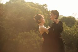 -莫兰迪婚纱摄影