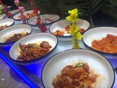 -锤头鲨毛肚海鲜烤肉自助餐厅(国购广场店)
