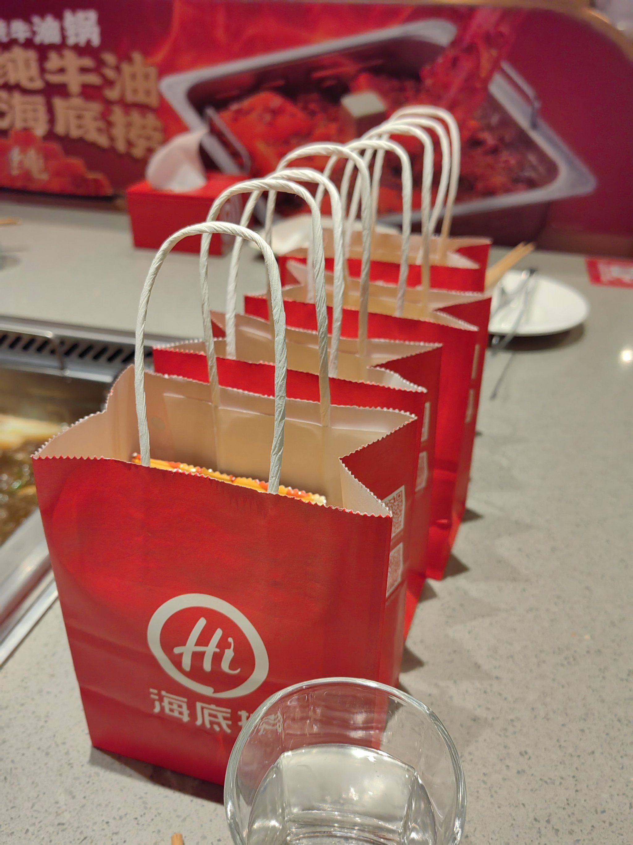 丁以荣服务态度非常好海底捞很好吃「海底捞火锅