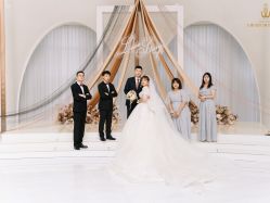 -莫小姐婚纱