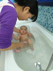 -月儿湾湾水育乐园(万象新城天幕广场店)