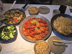-巴厘龙虾·榜首油焖大虾(音乐学院·沿江酒馆店)