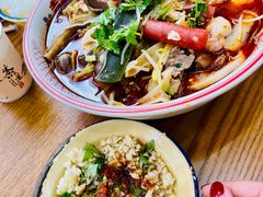 麻辣烫-脑馋粉儿(三里屯店)