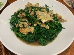 -黄泥岗·地道湖北菜(奥特莱斯店)