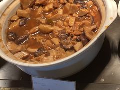 香菇炖鸡-JW万豪厨房餐厅·滨海草坪烧烤·海鲜·海景(三亚绿发山海天JW万豪酒店)