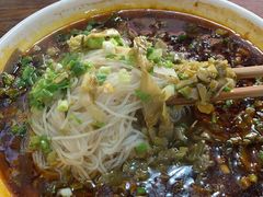 -杨家米粉(千禧公寓店)